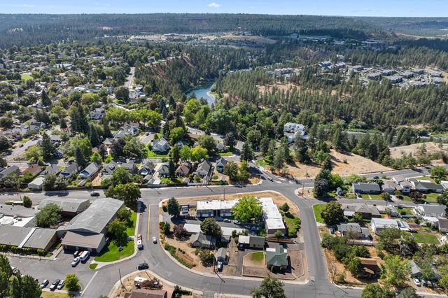1716 N Pettet Dr, Spokane, WA 99205