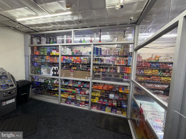 446 W YORK ST, Philadelphia, PA 19133