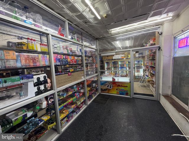 446 W YORK ST, Philadelphia, PA 19133