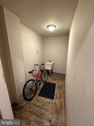 446 W YORK ST, Philadelphia, PA 19133