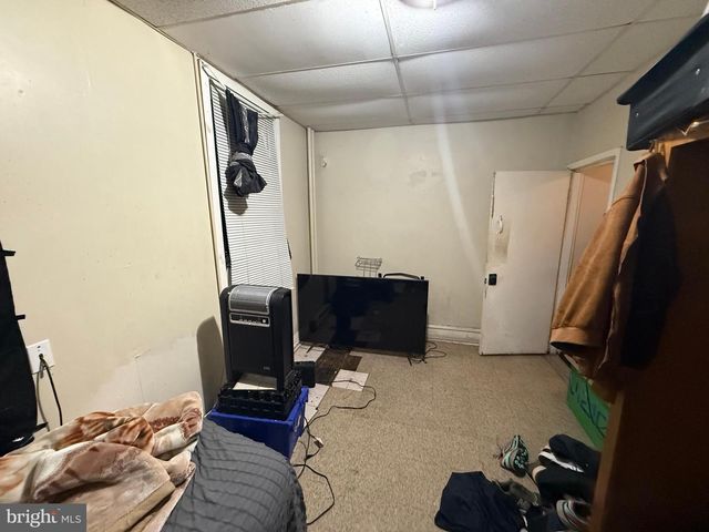 446 W YORK ST, Philadelphia, PA 19133