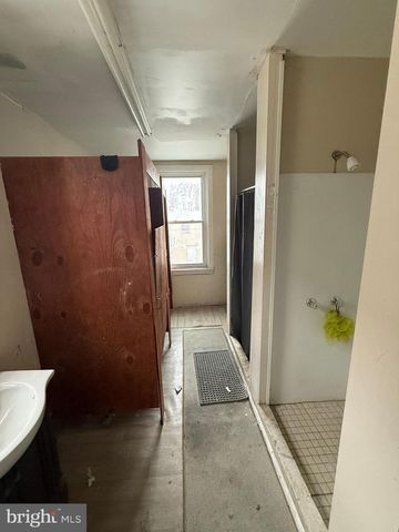 446 W YORK ST, Philadelphia, PA 19133