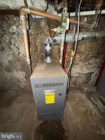 446 W YORK ST, Philadelphia, PA 19133