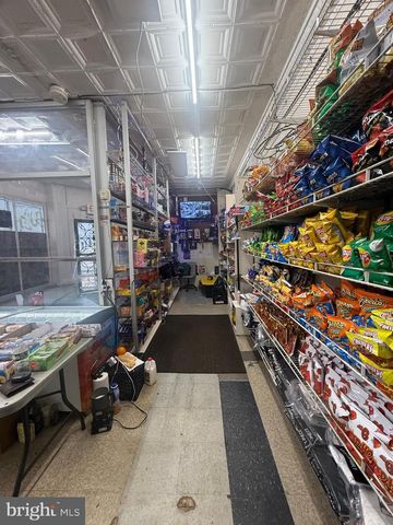 446 W YORK ST, Philadelphia, PA 19133