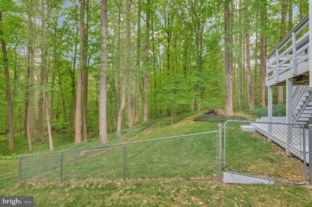 Image 39 of property listing at 3400 CHURCHILL CT, Owings, MD 20736