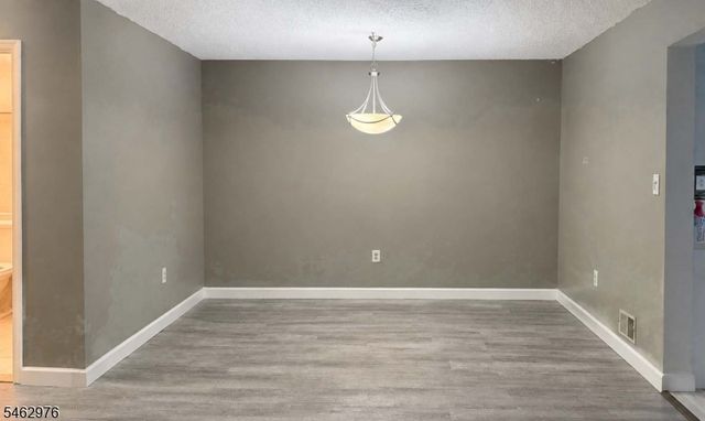 216 Sapphire Ln 216, Franklin Twp., NJ 08823