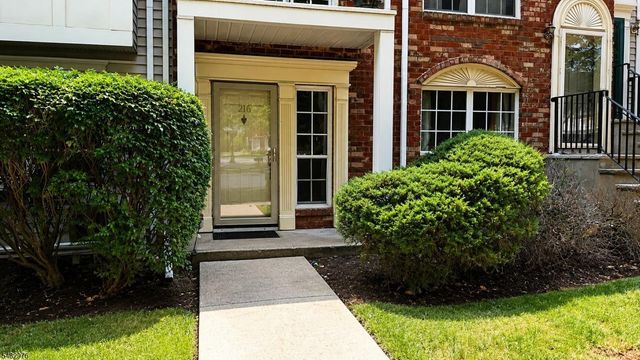 216 Sapphire Ln 216, Franklin Twp., NJ 08823
