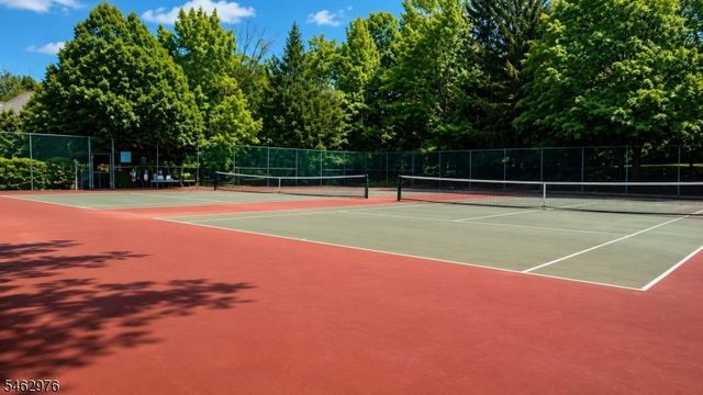 216 Sapphire Ln 216, Franklin Twp., NJ 08823