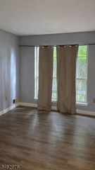 216 Sapphire Ln 216, Franklin Twp., NJ 08823