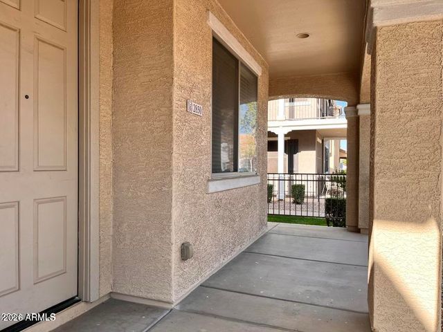 2850 S Brett Street, Gilbert, AZ 85295