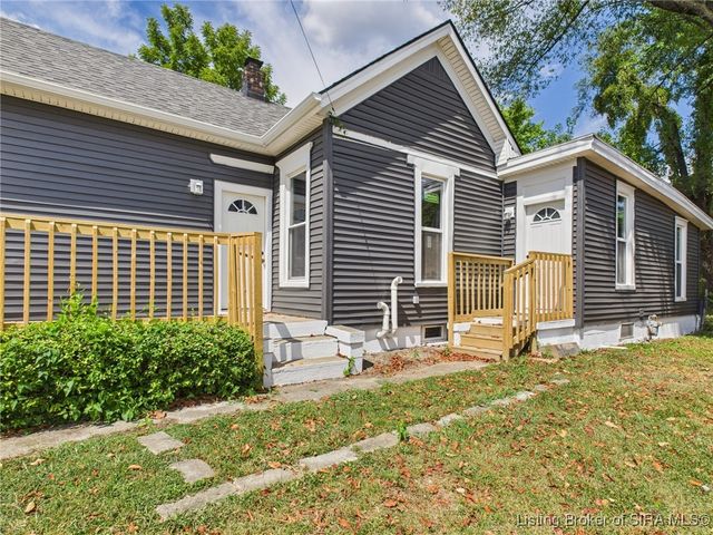 430 N Randolph Avenue, Clarksville, IN 47129