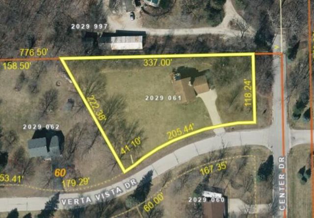 S65W25030 Verta Vista DRIVE, Waukesha, WI 53189