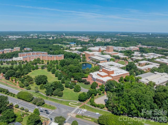 9605 Vinca Circle G, Charlotte, NC 28213