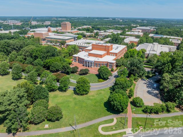 9605 Vinca Circle G, Charlotte, NC 28213