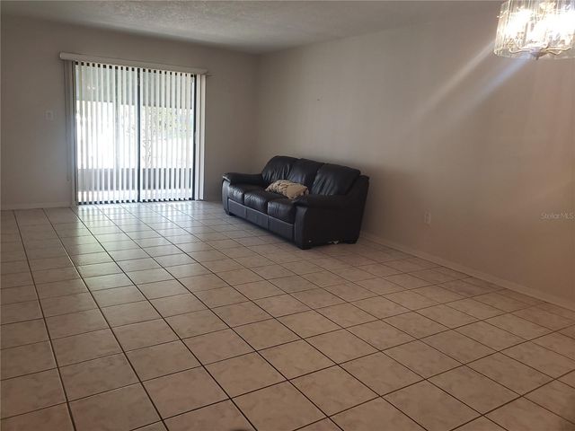 3710 GREENERY COURT 110, Tampa, FL 33618