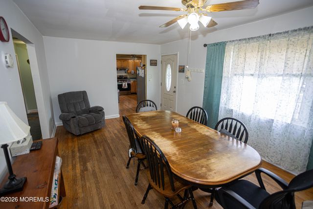 29 Haven Terrace, Parlin, NJ 08859