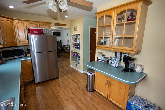 29 Haven Terrace, Parlin, NJ 08859