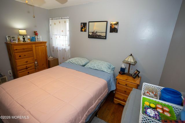 29 Haven Terrace, Parlin, NJ 08859