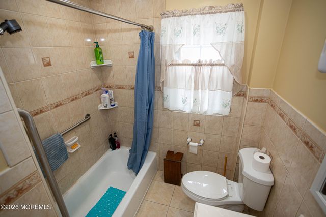 29 Haven Terrace, Parlin, NJ 08859