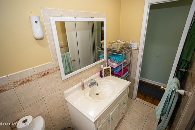 29 Haven Terrace, Parlin, NJ 08859