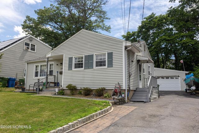 29 Haven Terrace, Parlin, NJ 08859