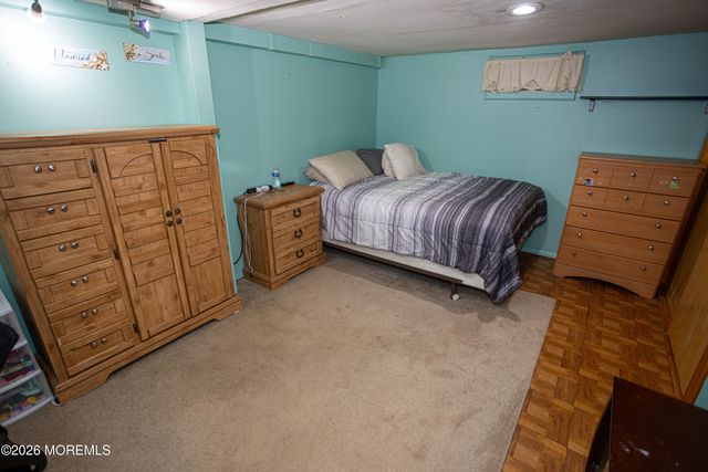 29 Haven Terrace, Parlin, NJ 08859