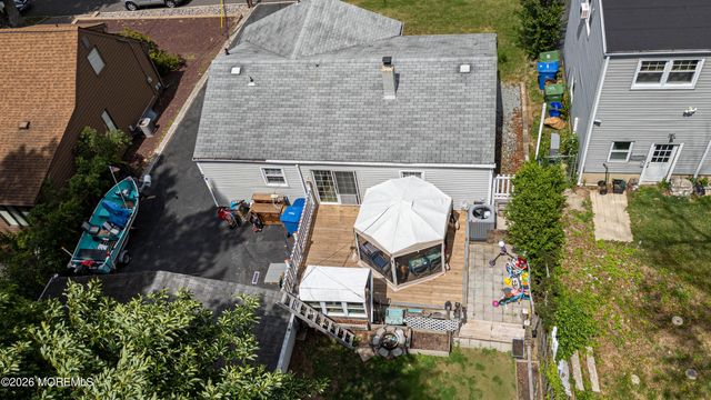 29 Haven Terrace, Parlin, NJ 08859