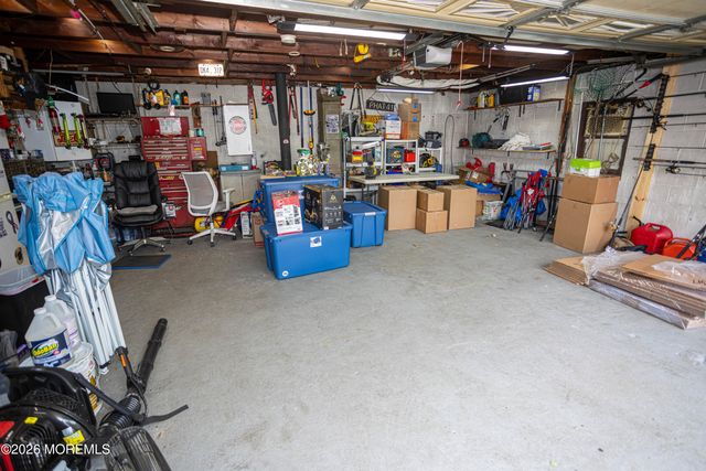 29 Haven Terrace, Parlin, NJ 08859