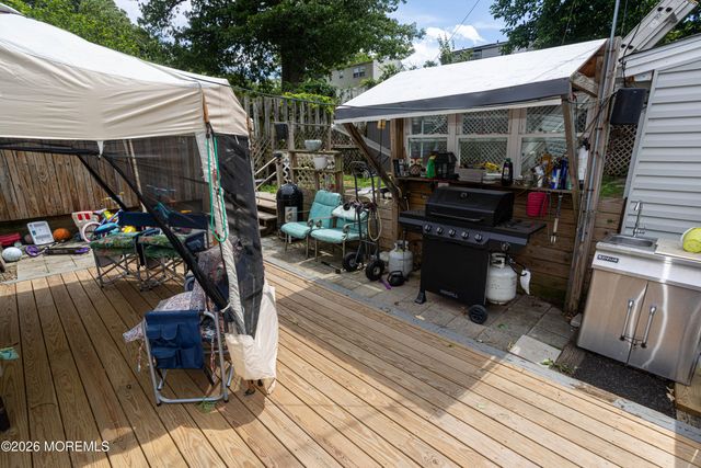 29 Haven Terrace, Parlin, NJ 08859