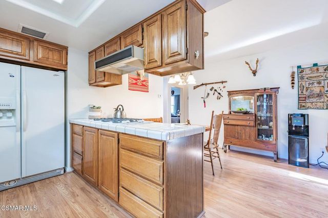 6078 Peppertree Lane, Simi Valley, CA 93063