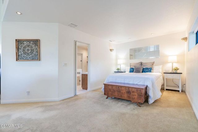 6078 Peppertree Lane, Simi Valley, CA 93063