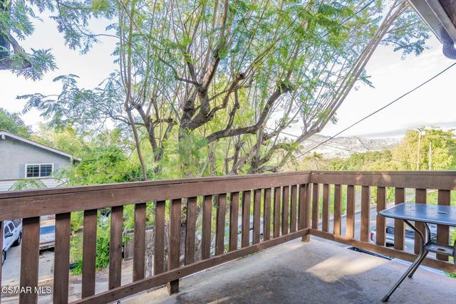 6078 Peppertree Lane, Simi Valley, CA 93063