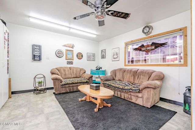 6078 Peppertree Lane, Simi Valley, CA 93063