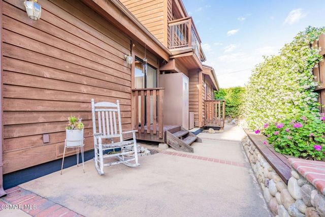 6078 Peppertree Lane, Simi Valley, CA 93063