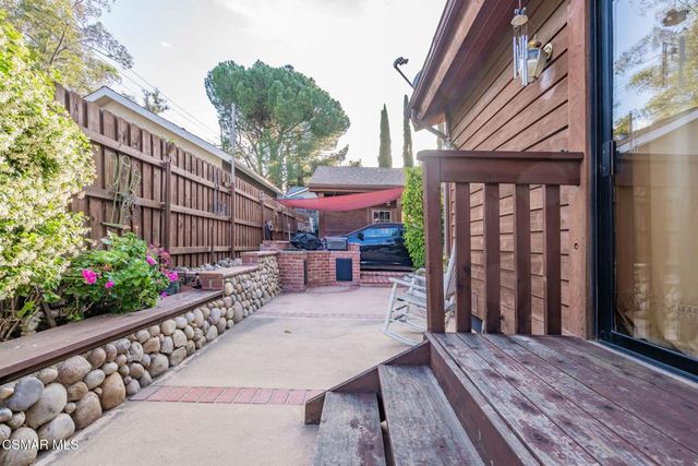 6078 Peppertree Lane, Simi Valley, CA 93063