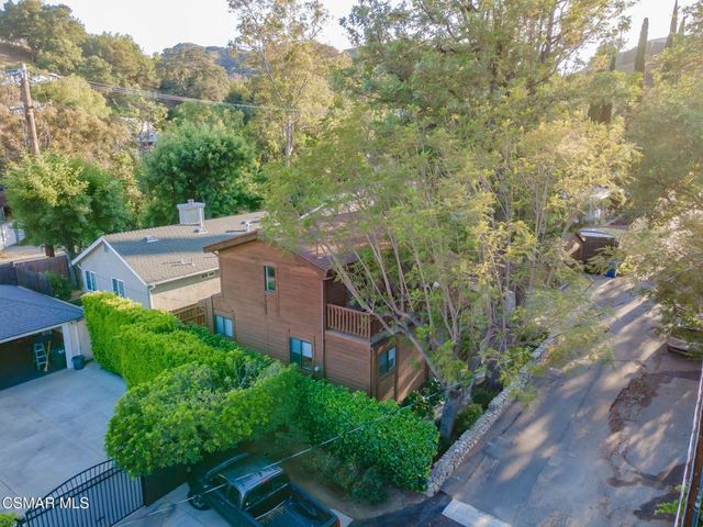 6078 Peppertree Lane, Simi Valley, CA 93063