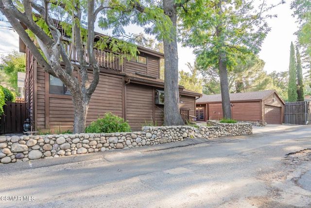 6078 Peppertree Lane, Simi Valley, CA 93063