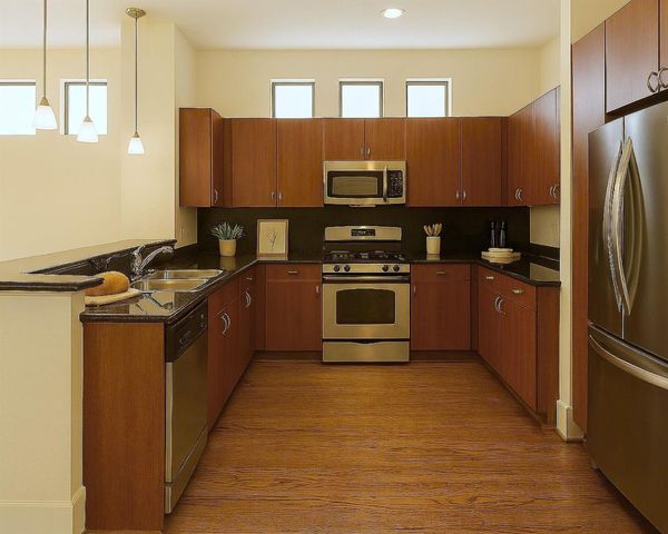 404 Parker Street, Houston, TX 77007