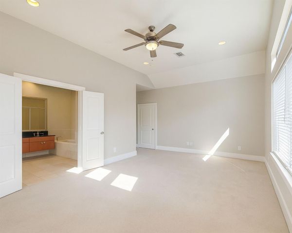 404 Parker Street, Houston, TX 77007