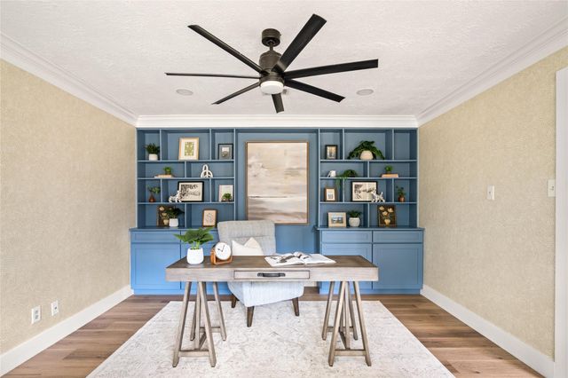 10831 Holly Springs Drive, Houston, TX 77042