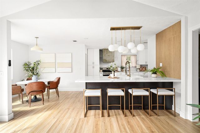 10831 Holly Springs Drive, Houston, TX 77042