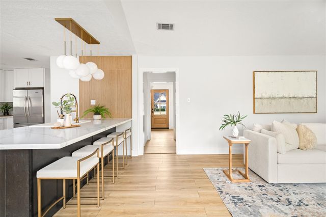 10831 Holly Springs Drive, Houston, TX 77042