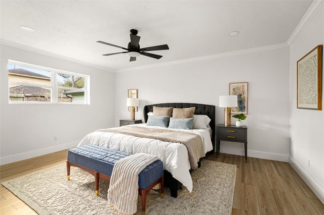 10831 Holly Springs Drive, Houston, TX 77042