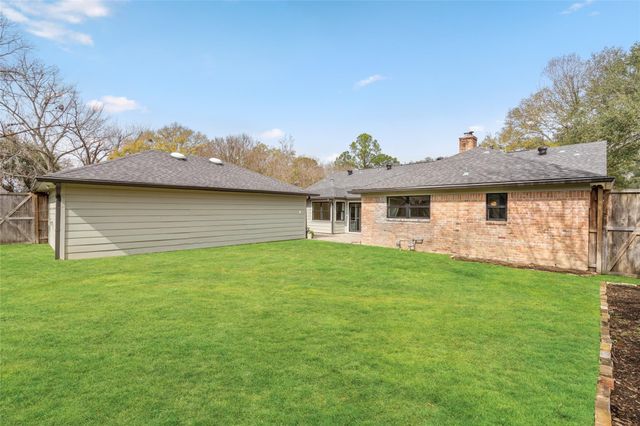 10831 Holly Springs Drive, Houston, TX 77042