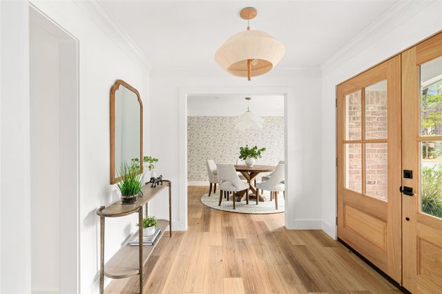 10831 Holly Springs Drive, Houston, TX 77042