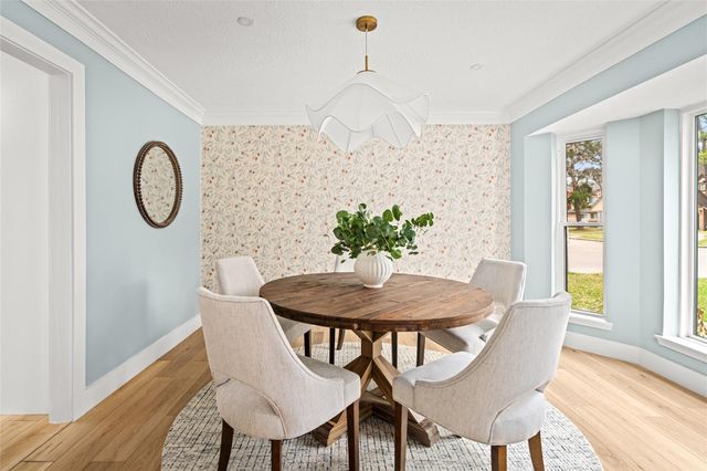 10831 Holly Springs Drive, Houston, TX 77042