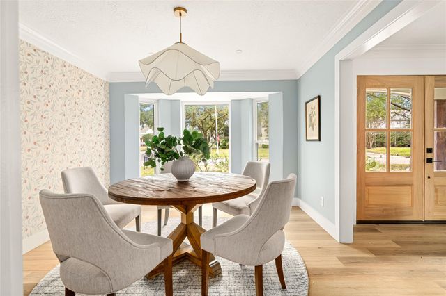 10831 Holly Springs Drive, Houston, TX 77042