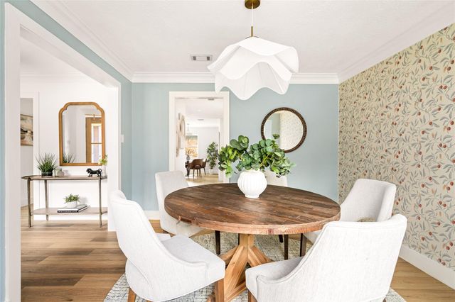 10831 Holly Springs Drive, Houston, TX 77042