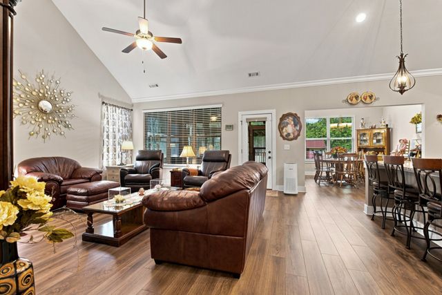 105 Neecee Dr, Smyrna, TN 37167