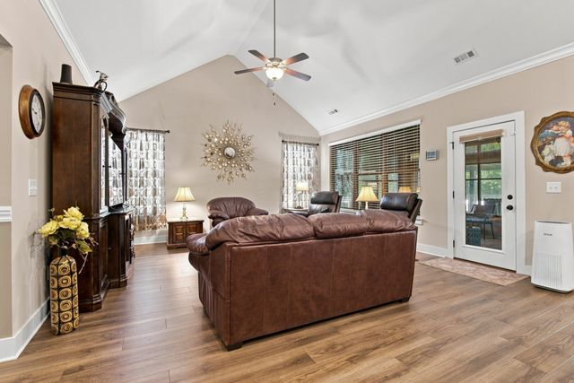 105 Neecee Dr, Smyrna, TN 37167